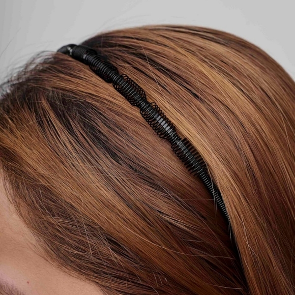 Non Slip Spiral Hairband - Picture 5 of 7